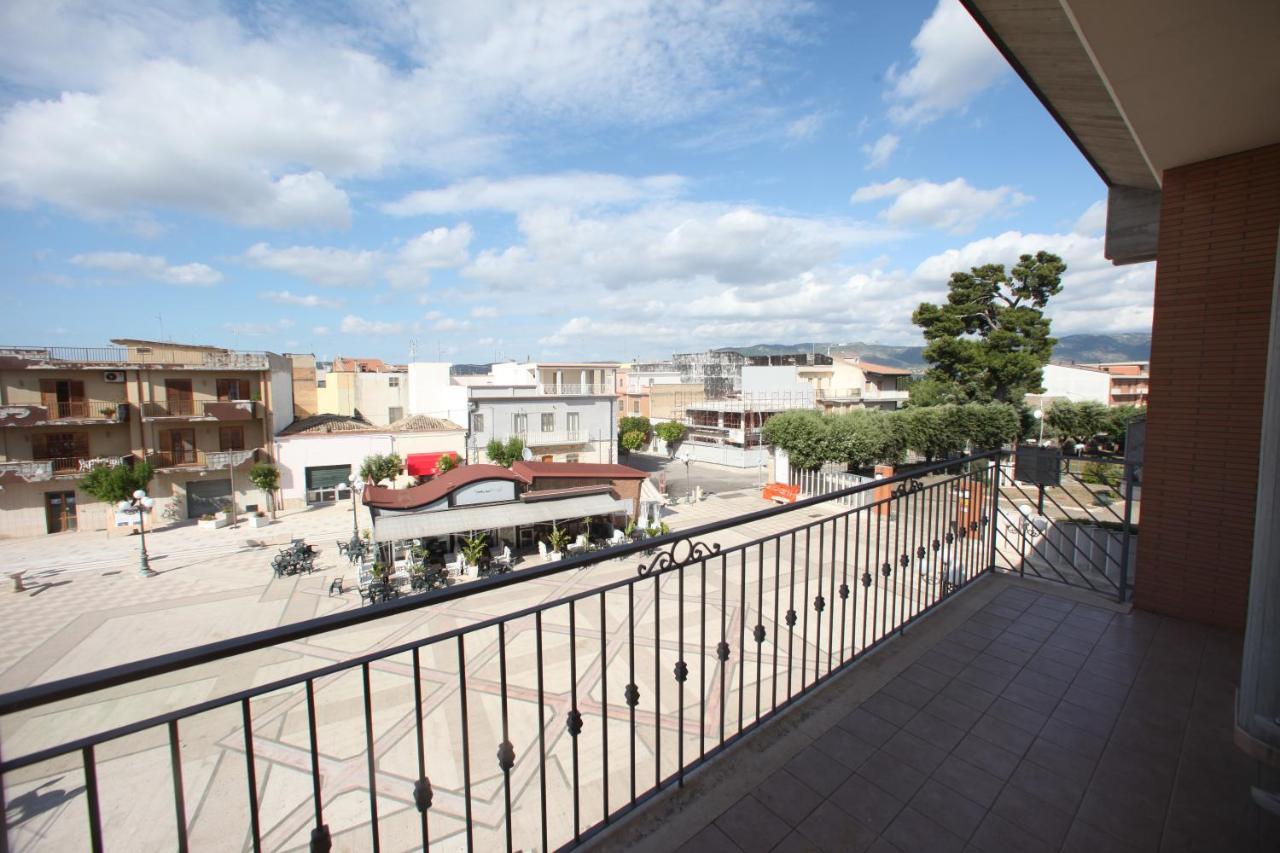 B&B Corso Roma Apricena Luaran gambar