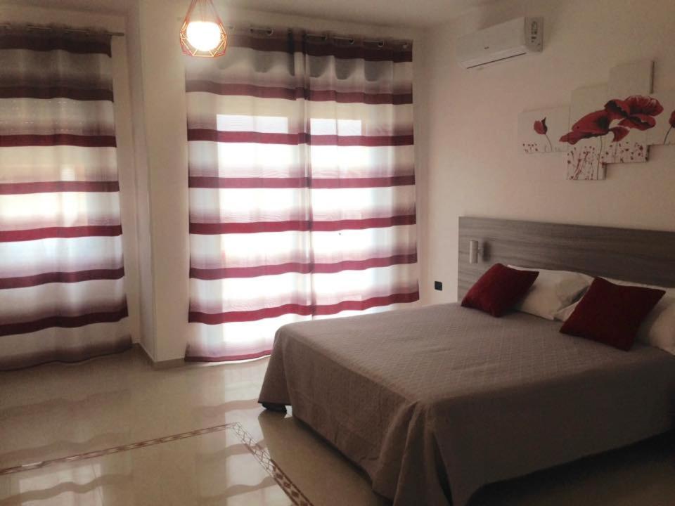 B&B Corso Roma Apricena Luaran gambar