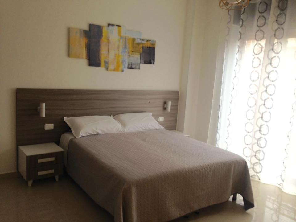 B&B Corso Roma Apricena Luaran gambar